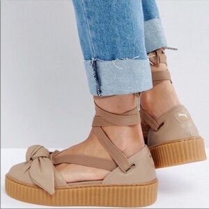Puma Fenty x Rihanna Women’s size 8.5 Oatmeal Bow Creeper Sandals